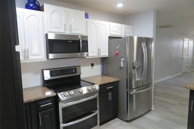 8215 SW 47TH ROAD, Gainesville, FL 32608