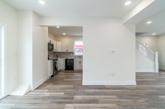 131 E Branning Avenue, Fort Wayne, IN 46806