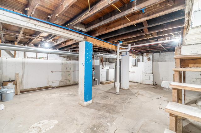 131 E Branning Avenue, Fort Wayne, IN 46806