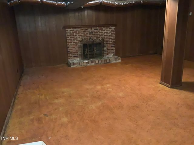 1300 Holston Drive, Bristol, TN 37620
