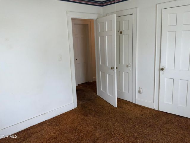 1300 Holston Drive, Bristol, TN 37620