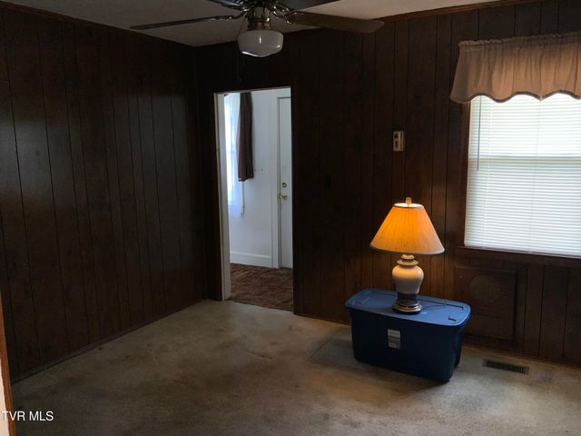 1300 Holston Drive, Bristol, TN 37620