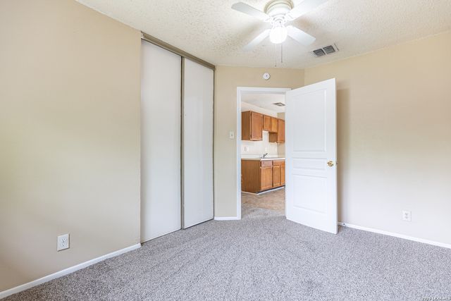 9643 bratton, San Antonio, TX 78245