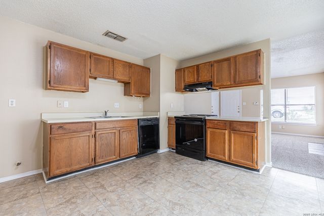 9643 bratton, San Antonio, TX 78245