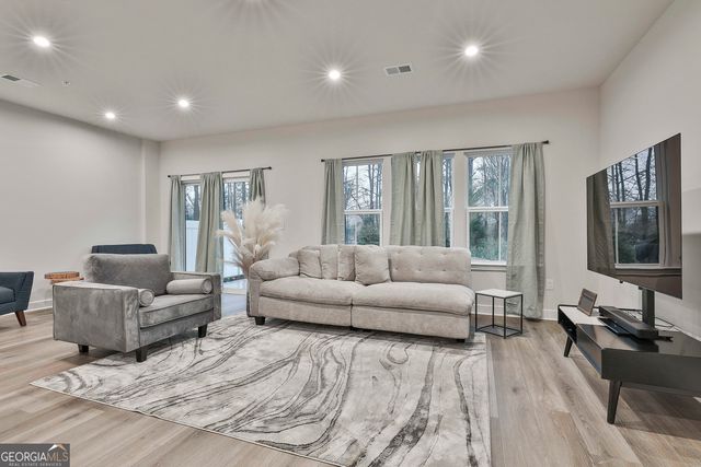 550 Thatch Terrace, Fayetteville, GA 30214