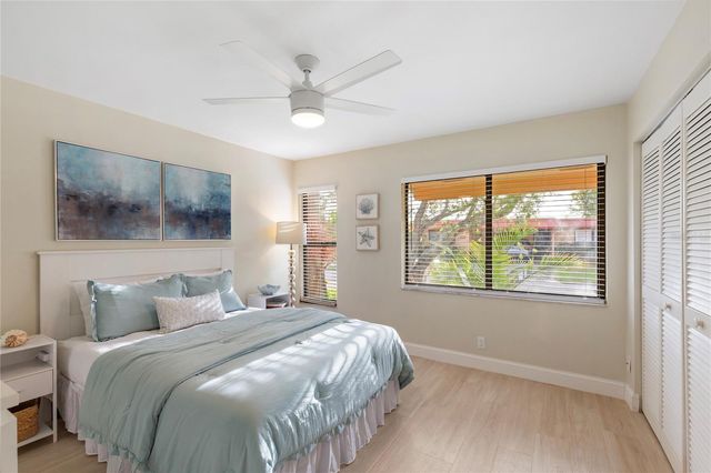 3887 CATALINA DRIVE, Bradenton, FL 34210