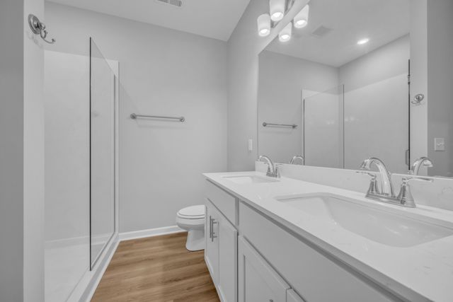 108 W Quail Hollow Way, Dickson, TN 37055