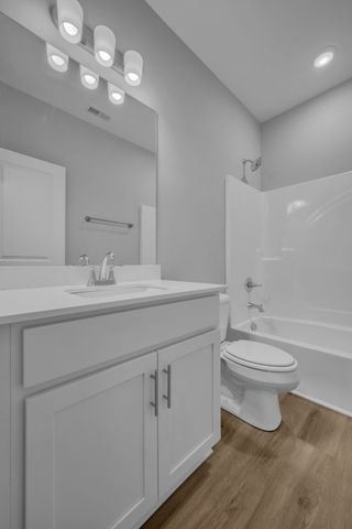 108 W Quail Hollow Way, Dickson, TN 37055