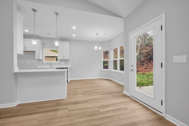 108 W Quail Hollow Way, Dickson, TN 37055