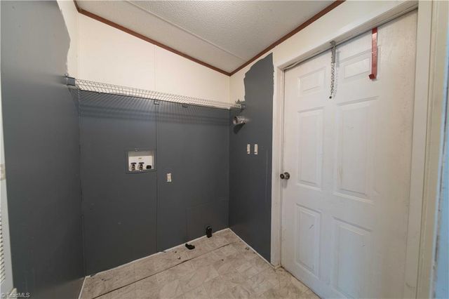 4355 Rolling Hill Drive, Tobaccoville, NC 27050