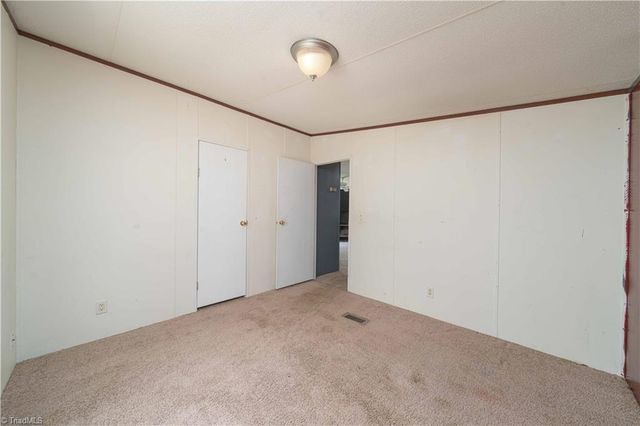4355 Rolling Hill Drive, Tobaccoville, NC 27050