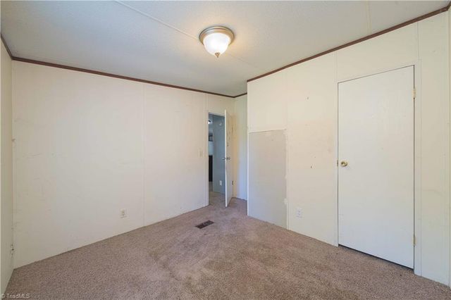 4355 Rolling Hill Drive, Tobaccoville, NC 27050