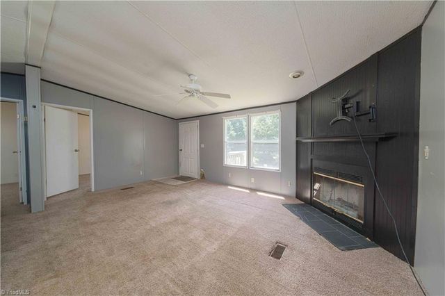4355 Rolling Hill Drive, Tobaccoville, NC 27050