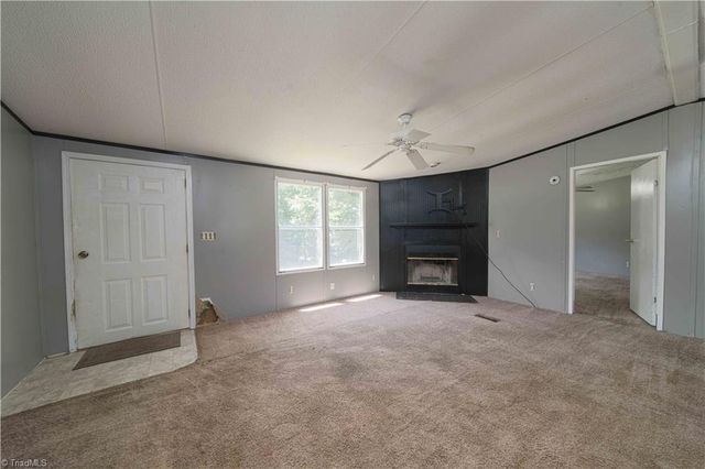 4355 Rolling Hill Drive, Tobaccoville, NC 27050