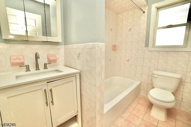 366 14Th Ave, Newark City, NJ 07103