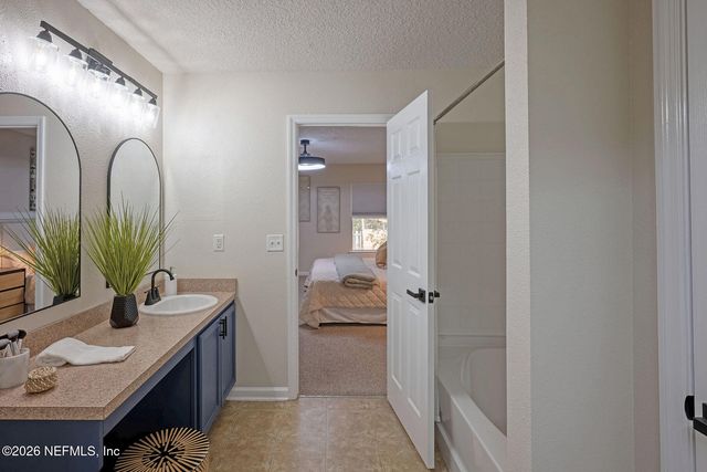 2541 REAGAN LAKES Lane, Jacksonville, FL 32221