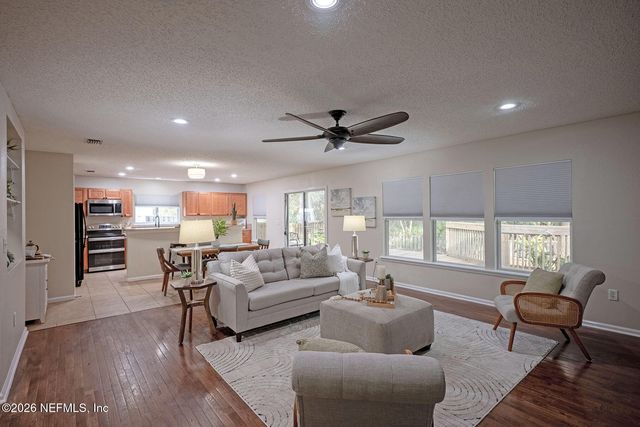 2541 REAGAN LAKES Lane, Jacksonville, FL 32221