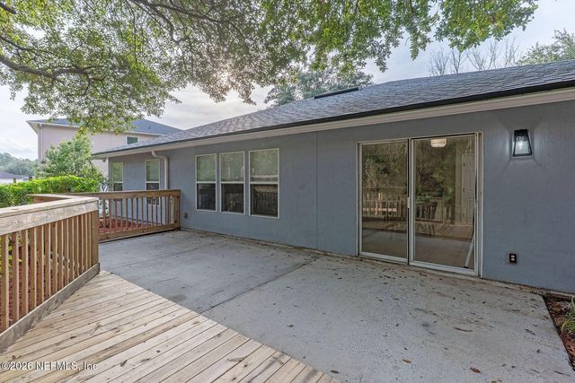 2541 REAGAN LAKES Lane, Jacksonville, FL 32221