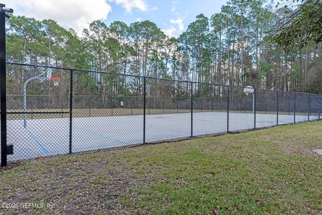 2541 REAGAN LAKES Lane, Jacksonville, FL 32221