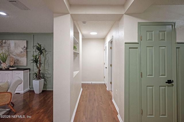 2541 REAGAN LAKES Lane, Jacksonville, FL 32221