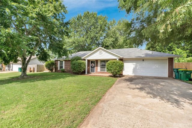 227 N Samuel Place, Farmington, AR 72730