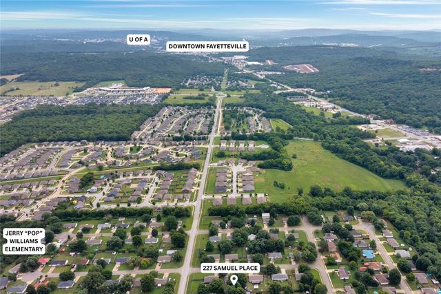 227 N Samuel Place, Farmington, AR 72730