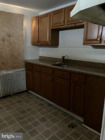 25 6TH AVE, Wilmington, DE 19805