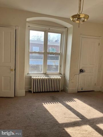 25 6TH AVE, Wilmington, DE 19805