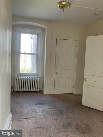 25 6TH AVE, Wilmington, DE 19805