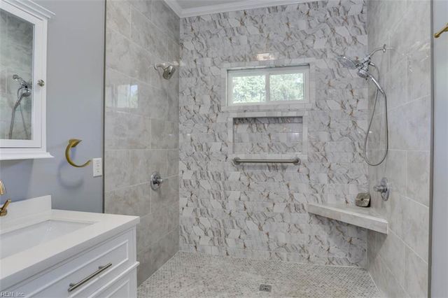 31 Ashe Meadows DR, Hampton, VA 23664