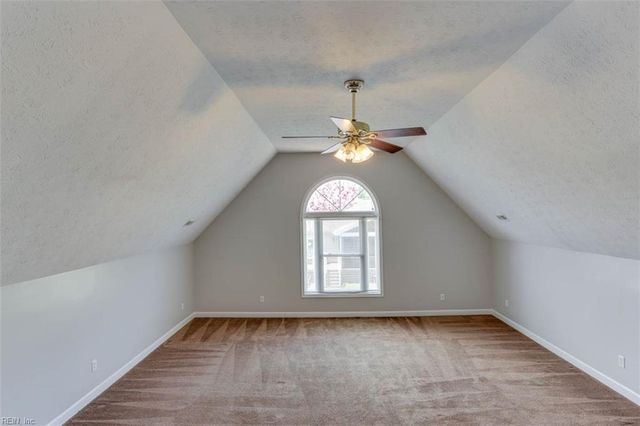 31 Ashe Meadows DR, Hampton, VA 23664