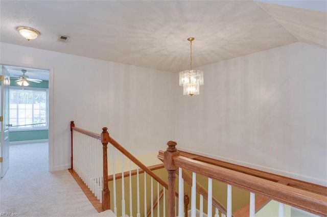31 Ashe Meadows DR, Hampton, VA 23664