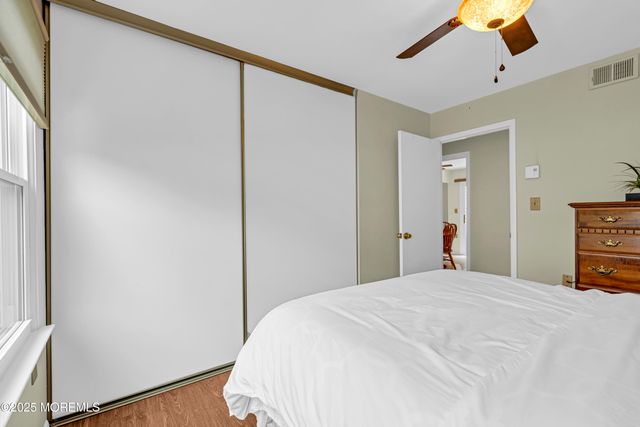 9 Maidstone Place, Southampton, NJ 08088
