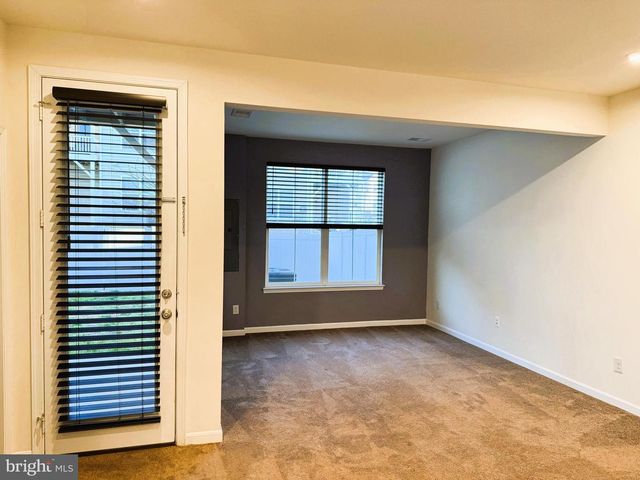 4074 ELIZABETH REED WAY, Woodbridge, VA 22192