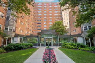 4950 N Marine Drive 1009, Chicago, IL 60640