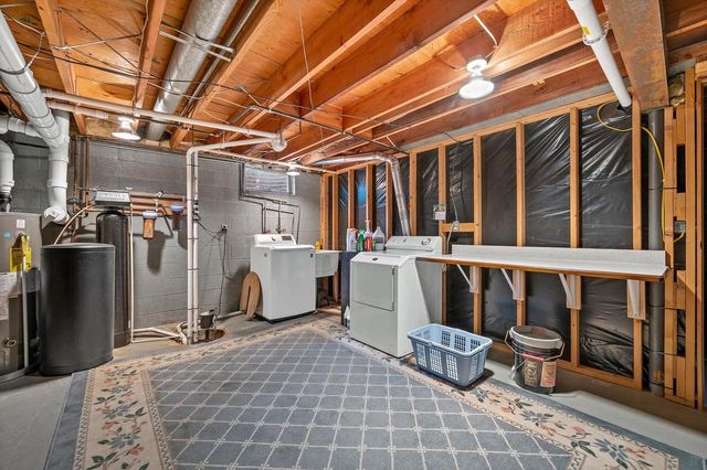 405 Plat ROAD, Colgate, WI 53017