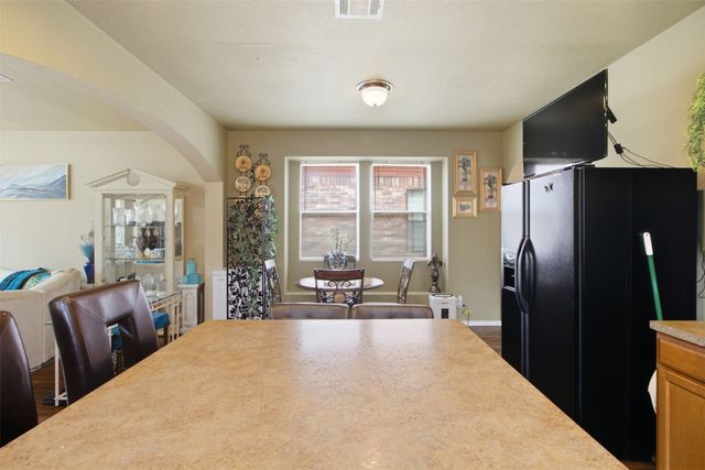 2648 Blackstone Drive, Grand Prairie, TX 75052
