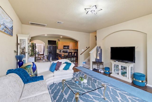 2648 Blackstone Drive, Grand Prairie, TX 75052