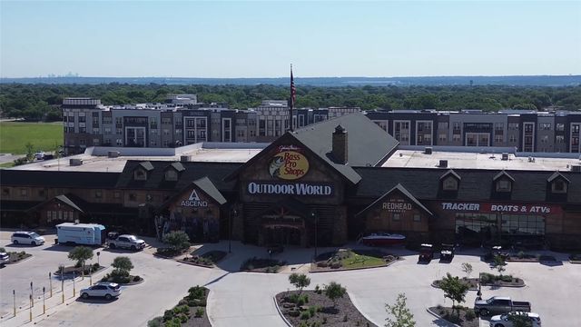 2648 Blackstone Drive, Grand Prairie, TX 75052
