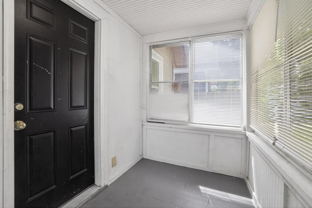 136 MARIAN Avenue, Council Bluffs, IA 51503