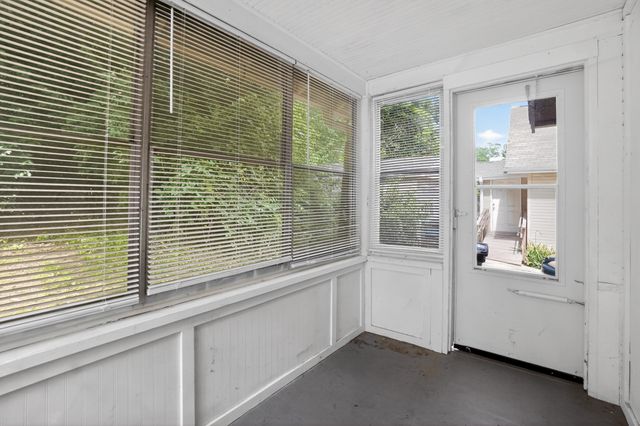 136 MARIAN Avenue, Council Bluffs, IA 51503