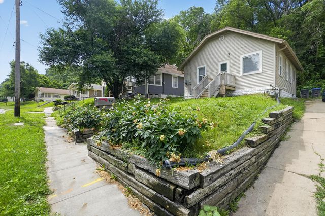 136 MARIAN Avenue, Council Bluffs, IA 51503