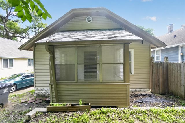 136 MARIAN Avenue, Council Bluffs, IA 51503