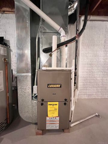 26331 Wacker Drive, New Baltimore, MI 48051