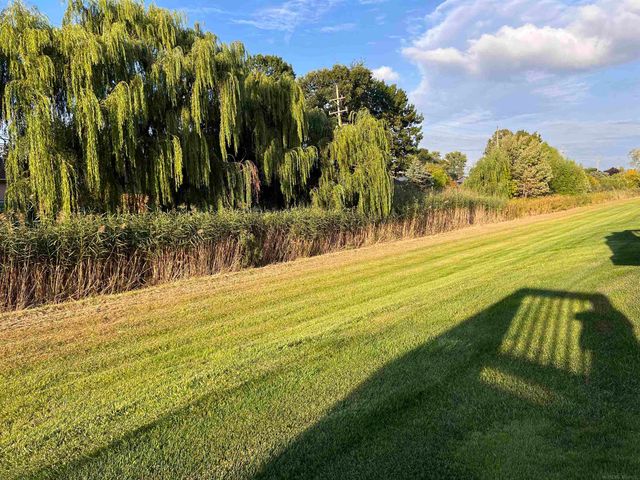 26331 Wacker Drive, New Baltimore, MI 48051