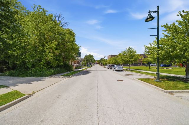 502 Talcott Avenue, Lemont, IL 60439