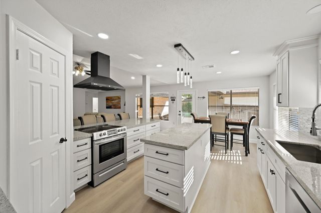 3106 Falling Brook Drive, Kingwood, TX 77345