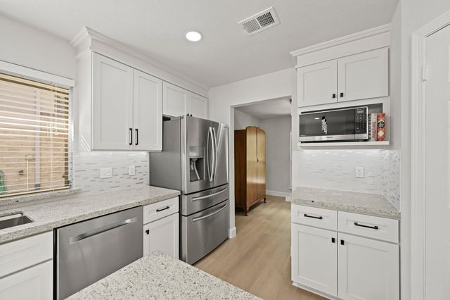 3106 Falling Brook Drive, Kingwood, TX 77345