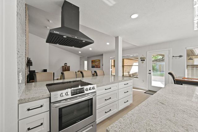 3106 Falling Brook Drive, Kingwood, TX 77345