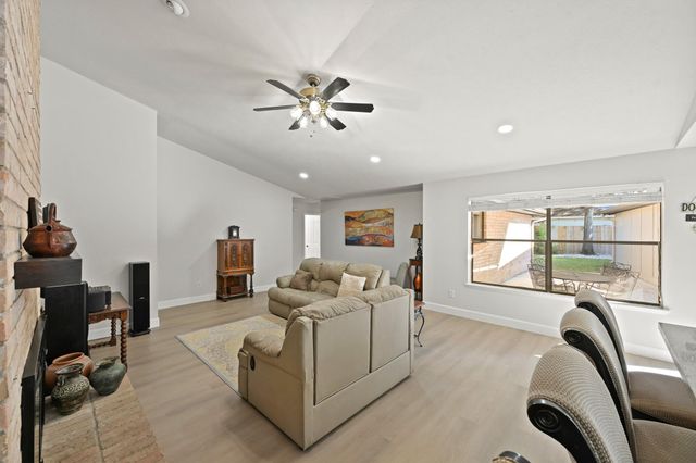 3106 Falling Brook Drive, Kingwood, TX 77345